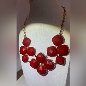 ❤️ Red Jewel Shaped Statement Necklace